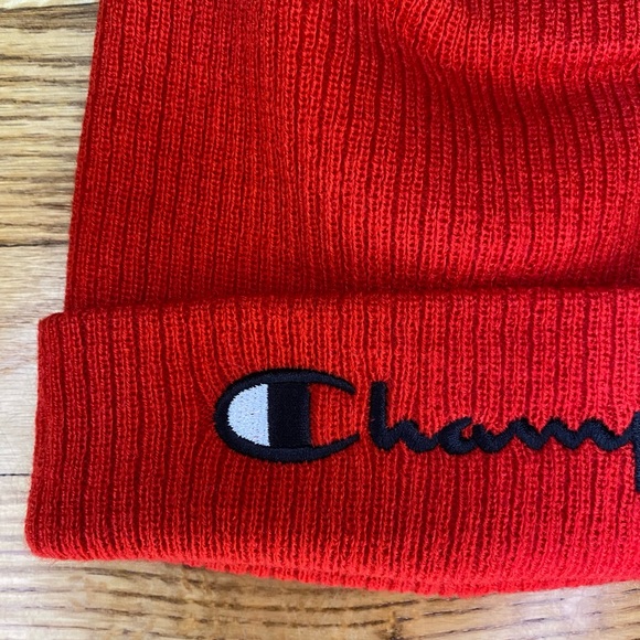 Champion Mens red Script logo Beanie Hat O/S NWT - Picture 2 of 2
